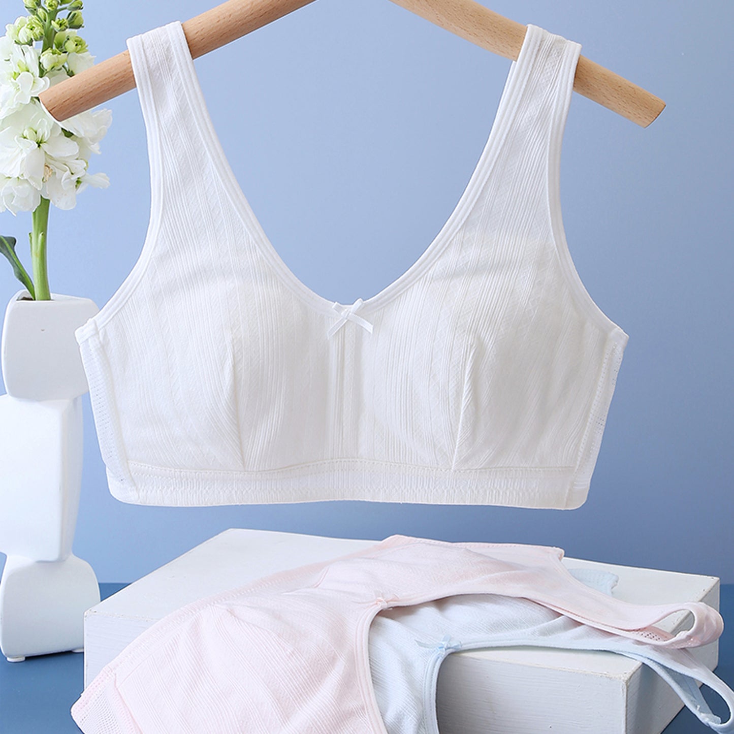 Melissa Girls’ Wide-Strap Bra – Full Coverage, Breathable & Lightweight