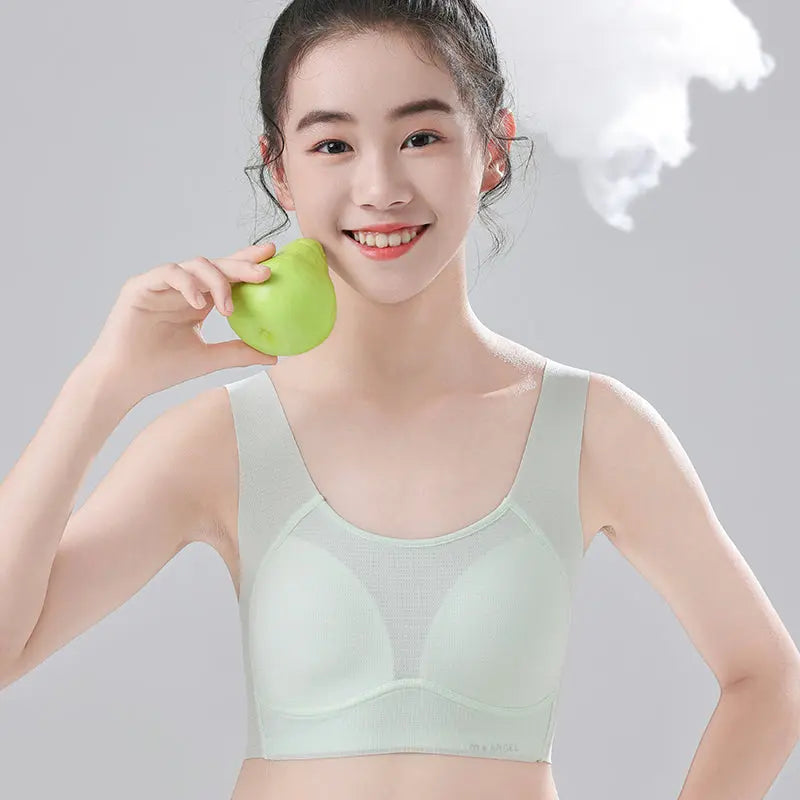 Melissa Girls’ Sports Bra – Silk Lined, Wireless & Breathable Melissa